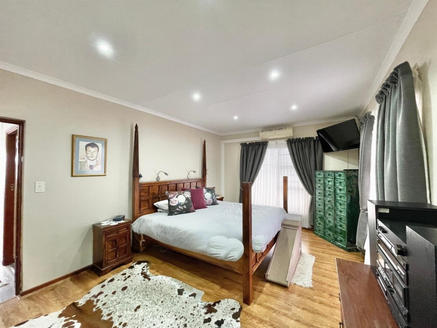 4 Bedroom Property for Sale in Tergniet Western Cape